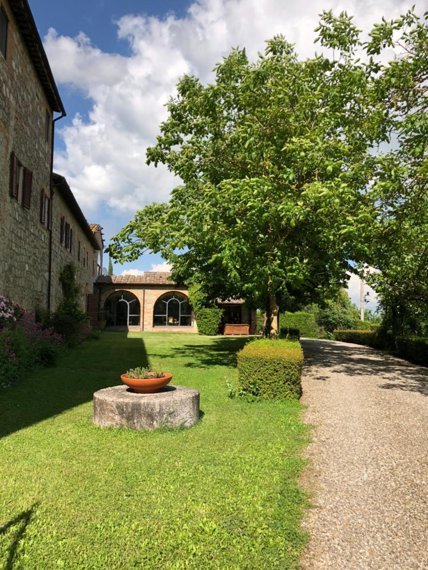 Tenuta Di Corsano 몬테로니다르비아 외부 사진